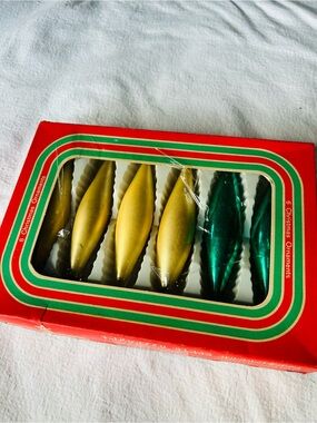 Vintage 50’ Gold & Green Teardrop Christmas Ornaments - Set of 6